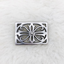 Load image into Gallery viewer, Silver Design Belt Buckle